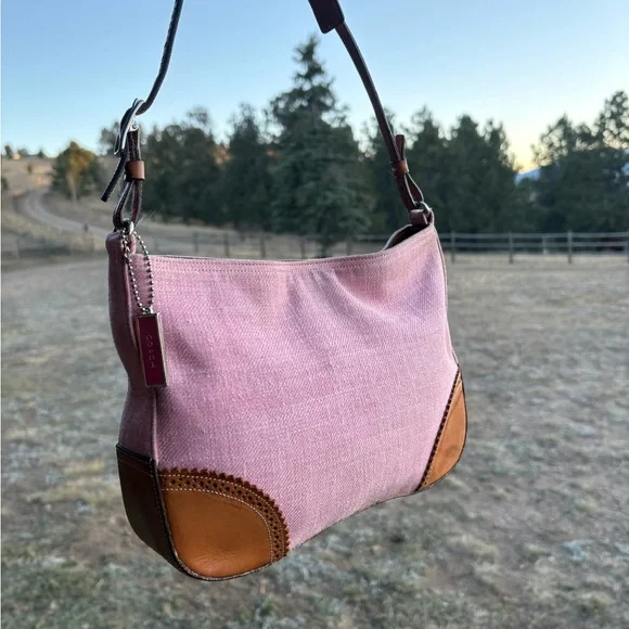 2000 Pink Y2K coach bag with pink charm - Picture 2 of 16